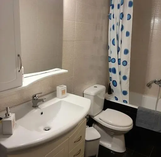 Cozy At Centre モネンバシア